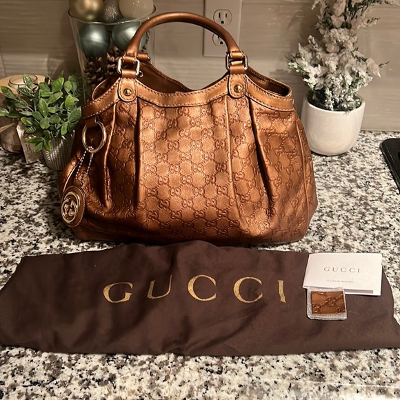 Gucci Handbags - Sukey Tote Guccissima Leather Medium